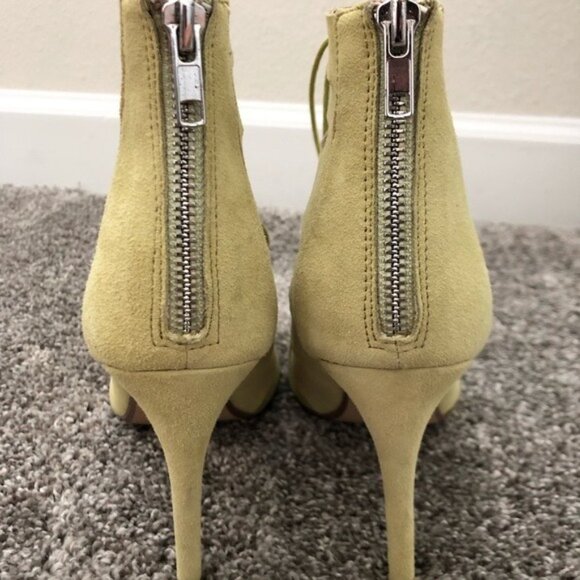 Steve Madden Women’s Lace-Up Booties Size 8 - Picture 15 of 16